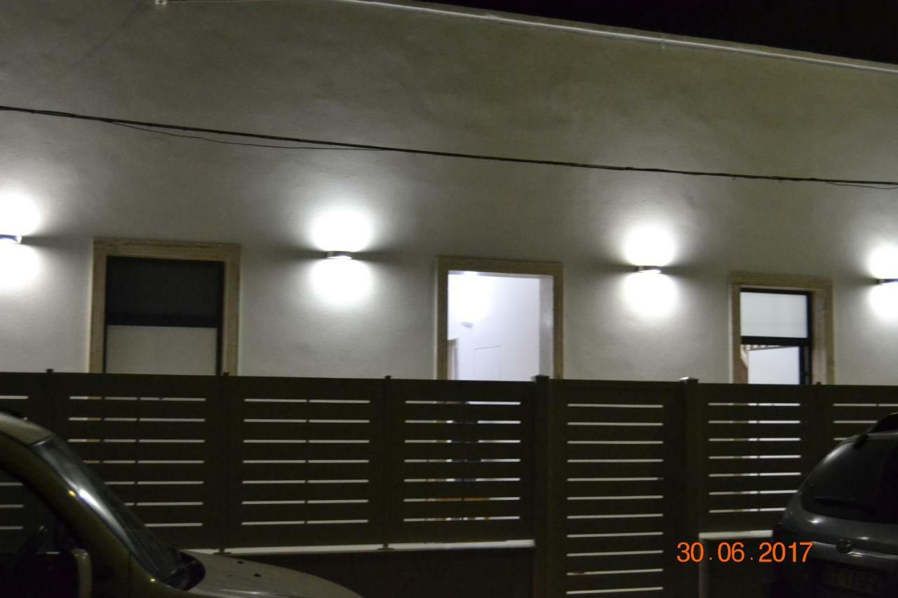 Vev Salento Panzió Porto Cesareo Kültér fotó